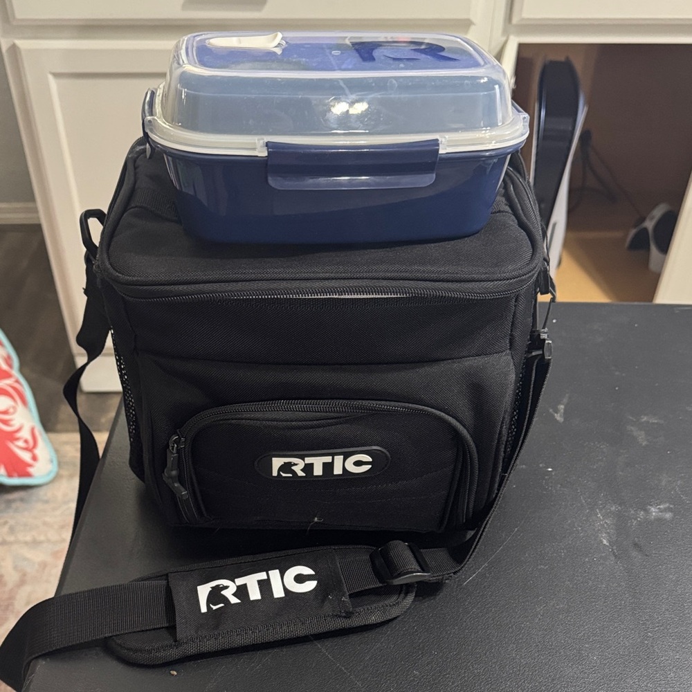 RTIC Black Insulated Lunch Bag with Blue Container